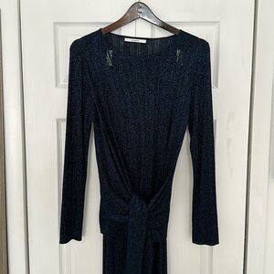 Uteqüe Blue Glittery Set. Top and pants.